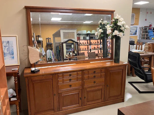 sideboard