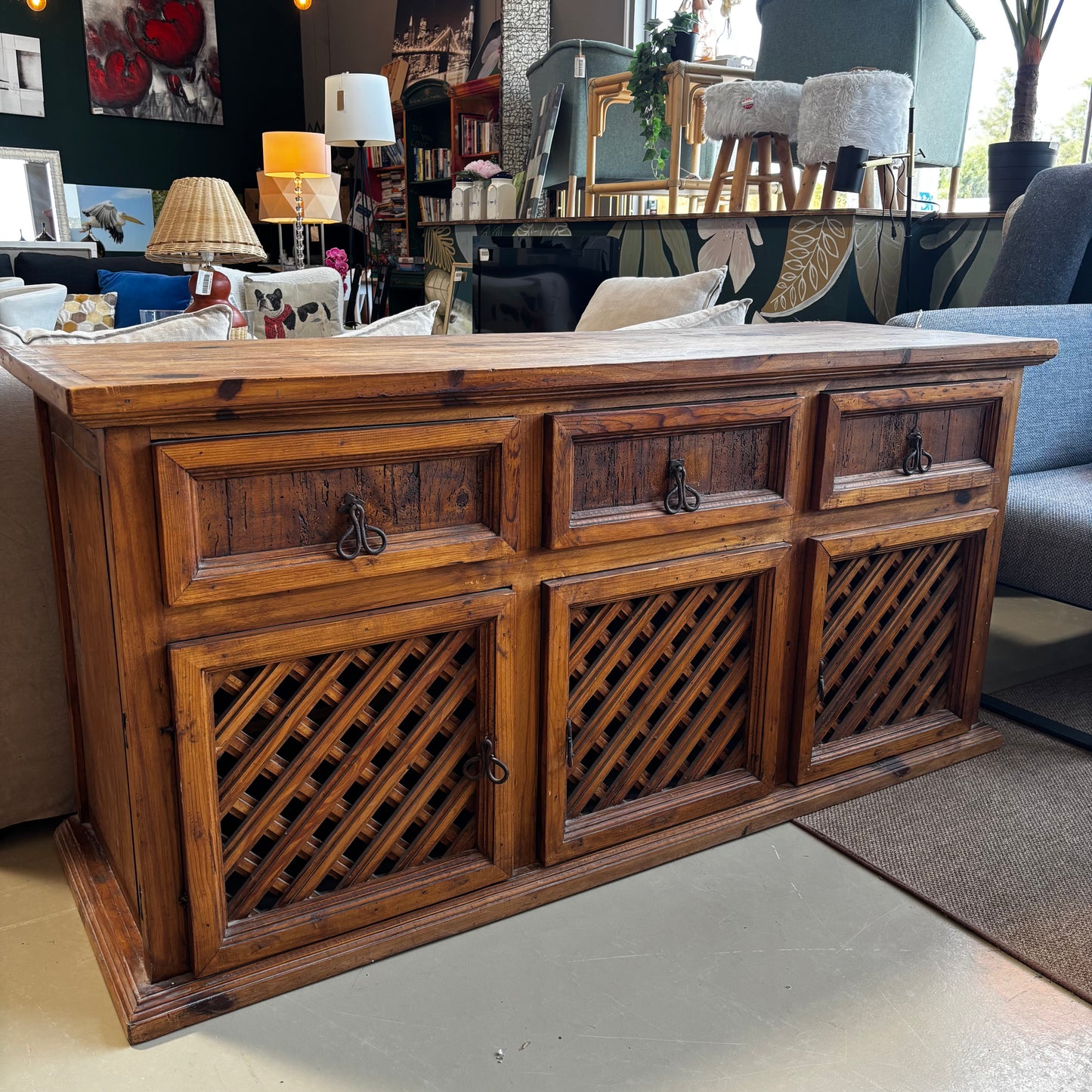 Sideboard