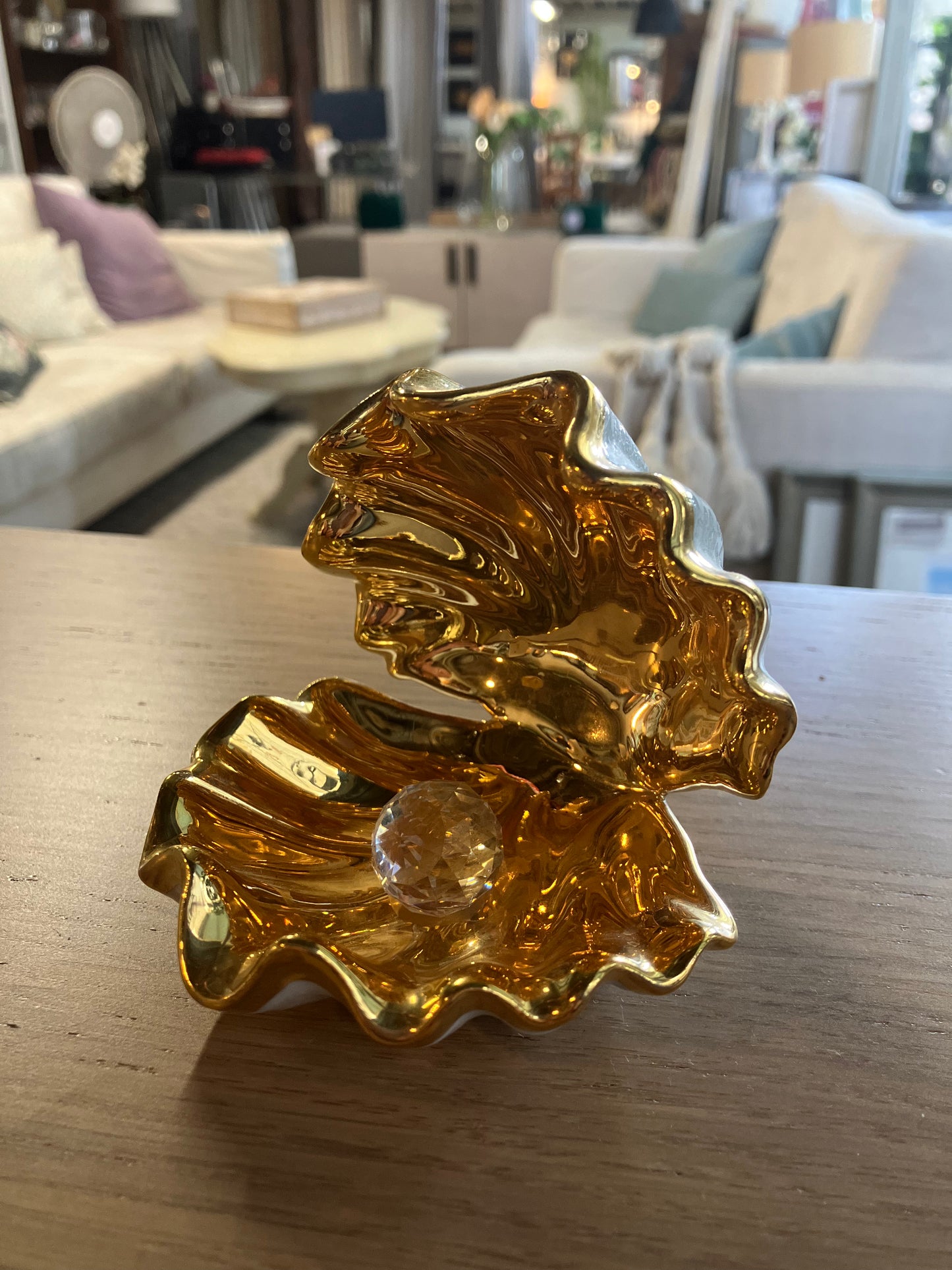 Decorative shell