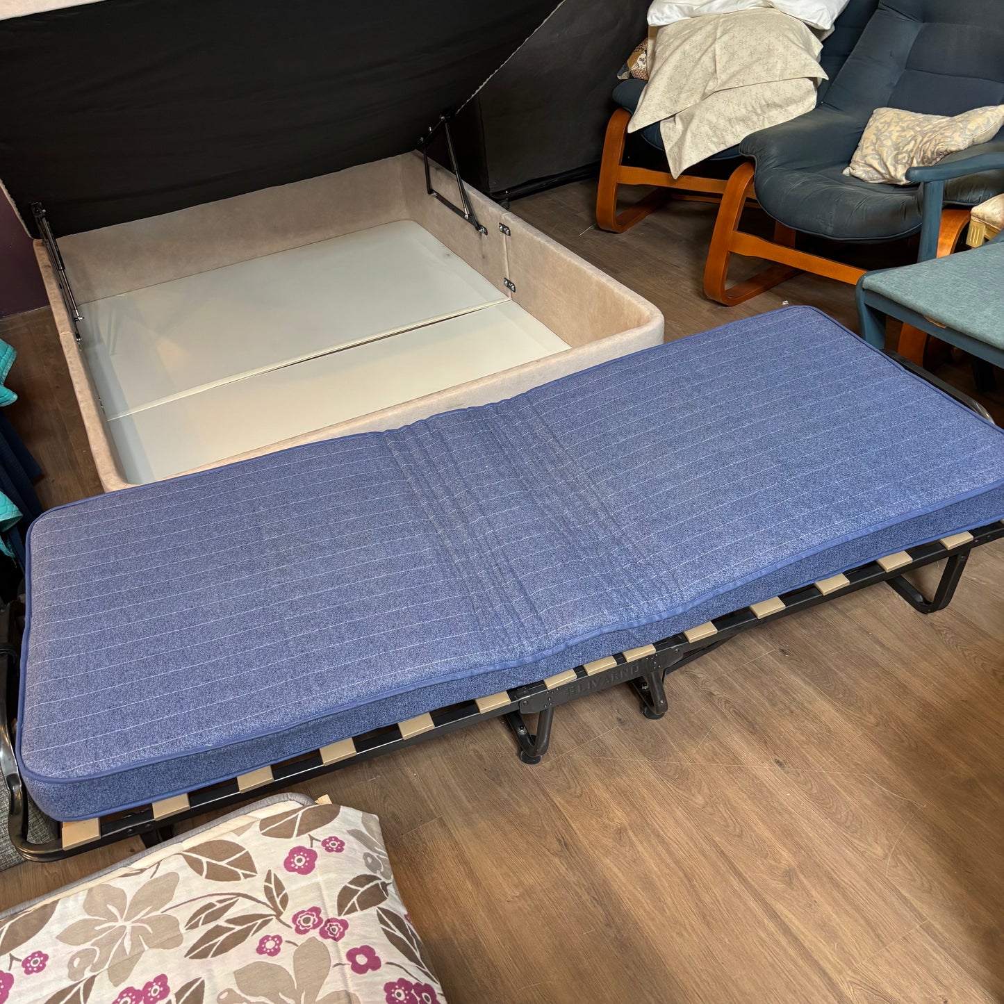 Folding Bed