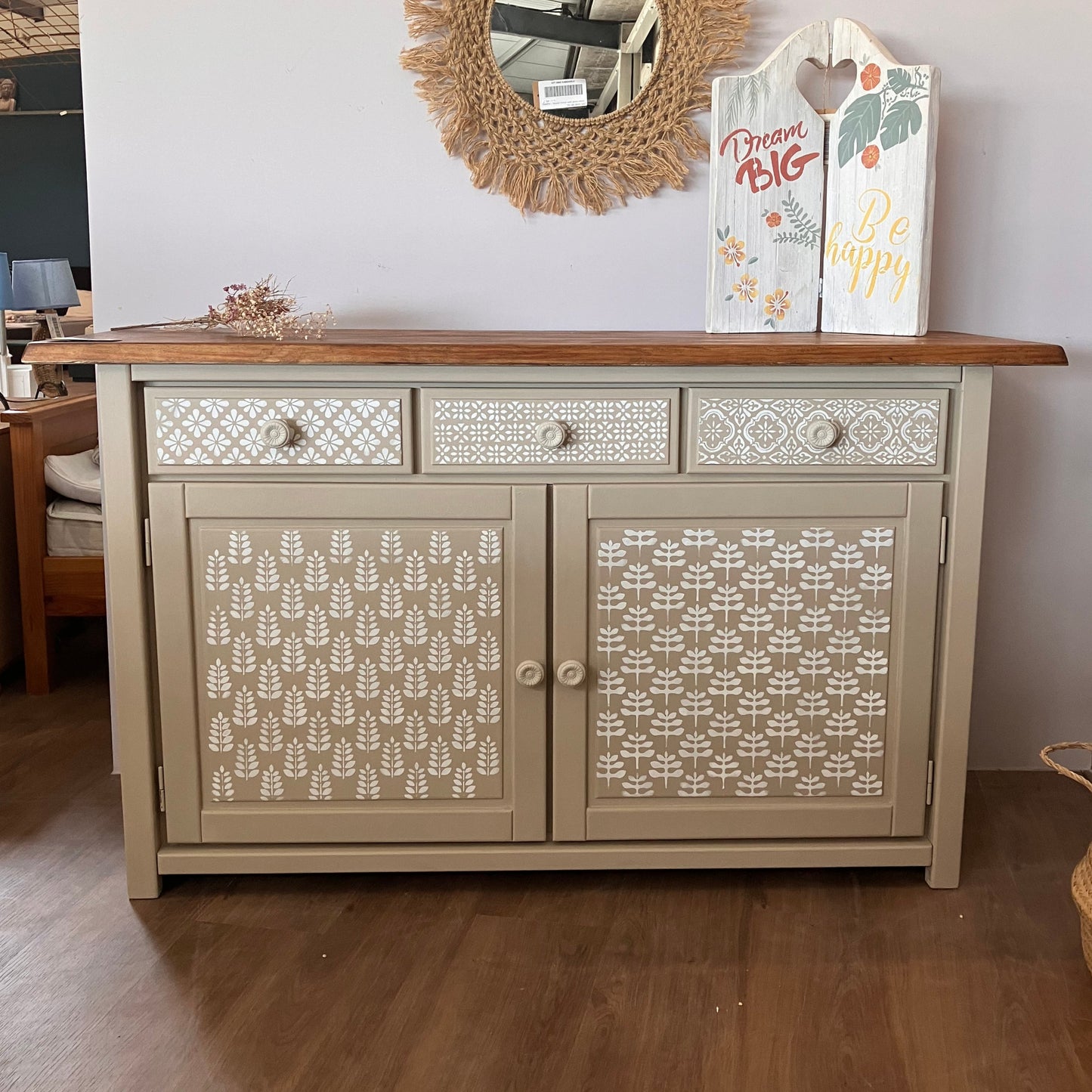 Sideboard
