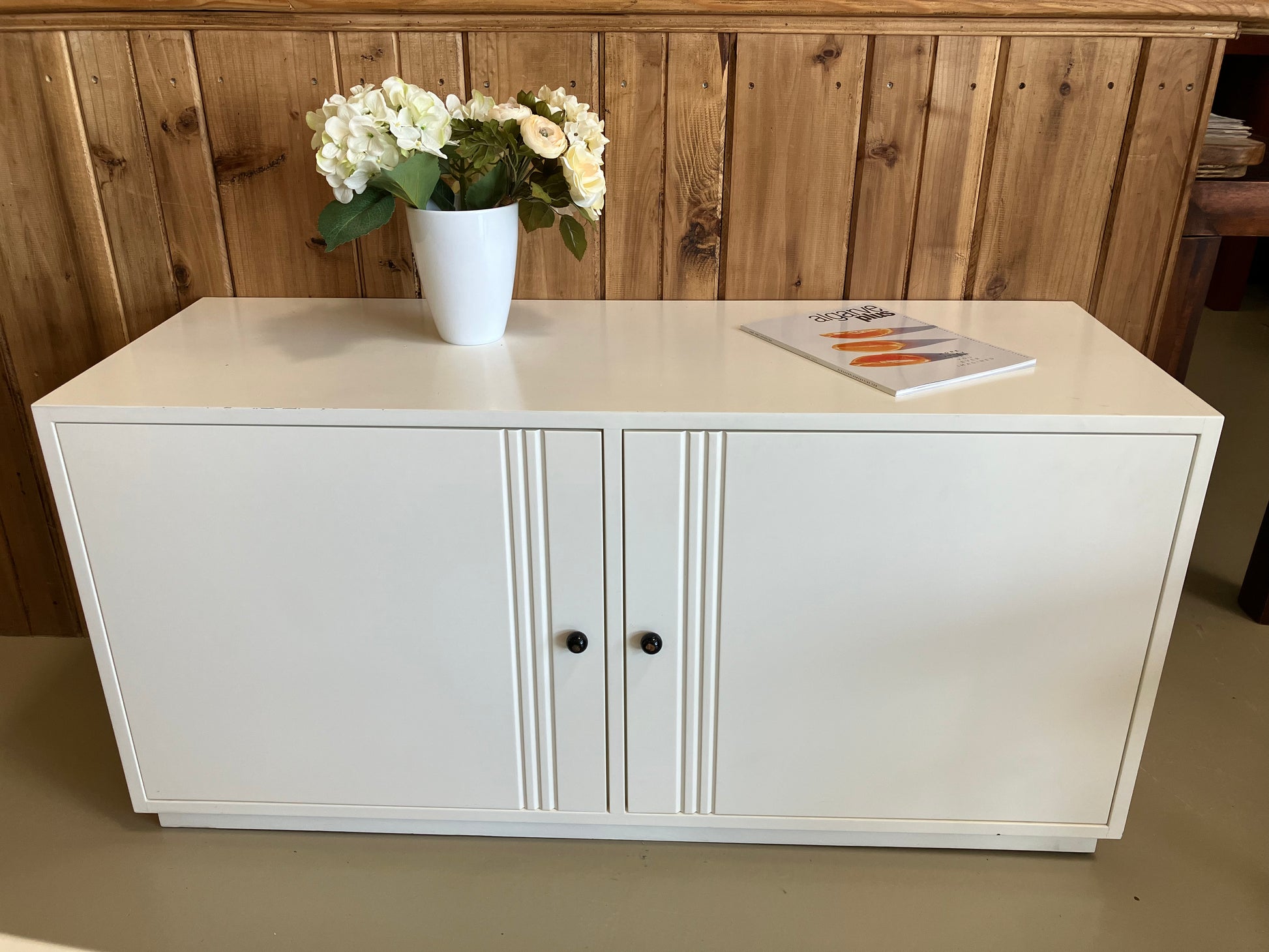 Sideboard