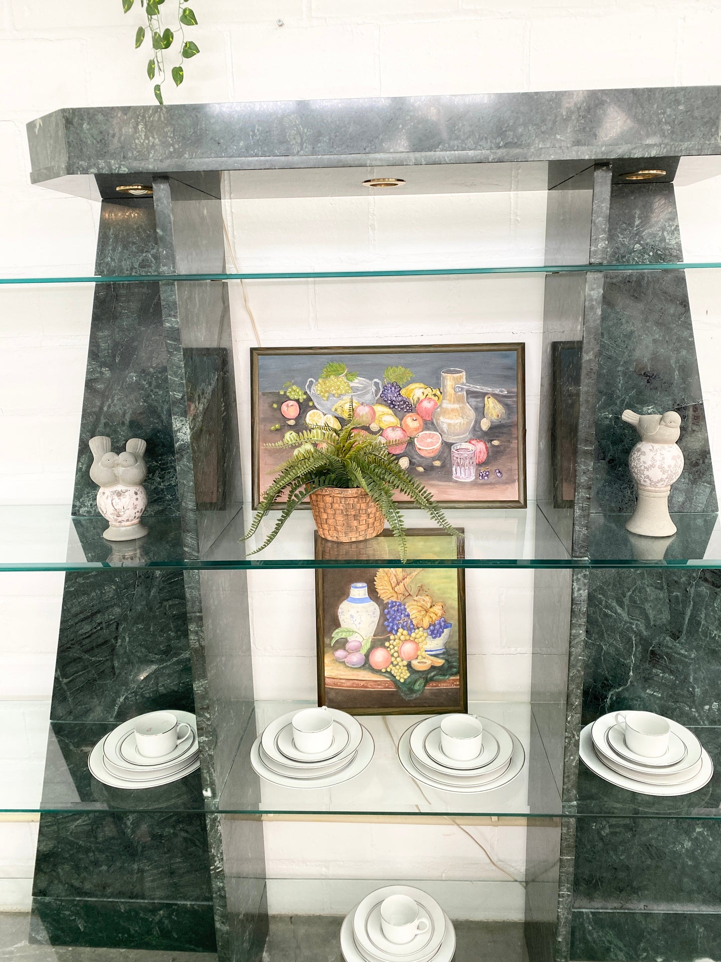 Shelf Unit