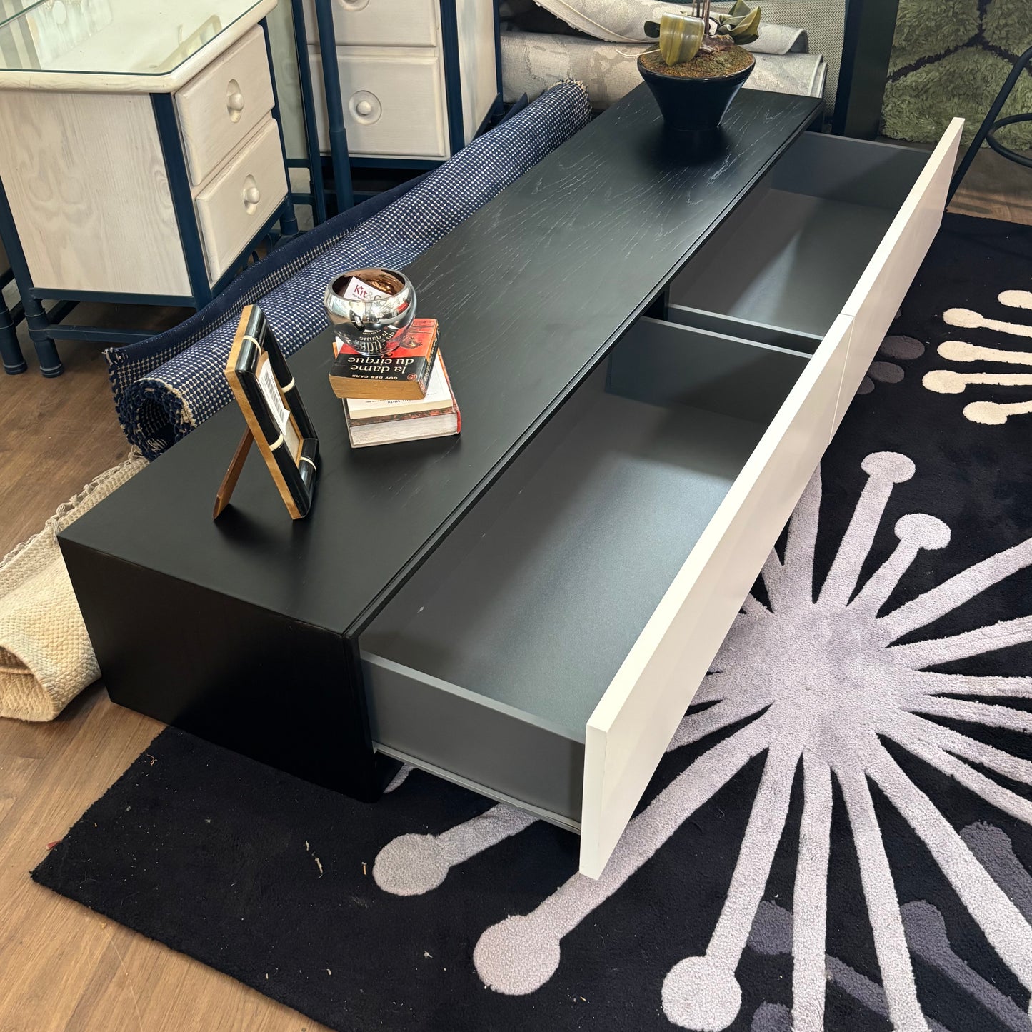 TV Unit