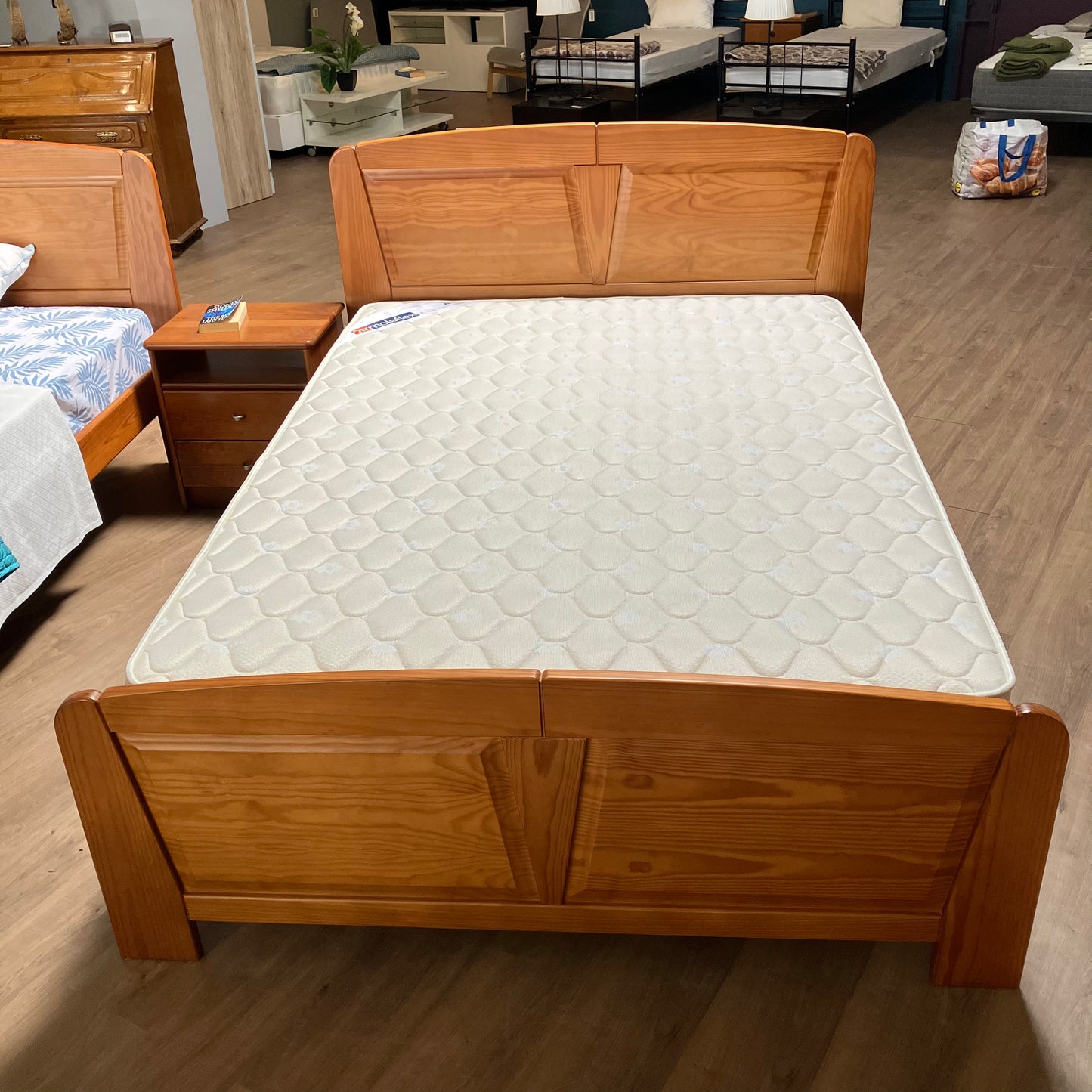 Double Bed