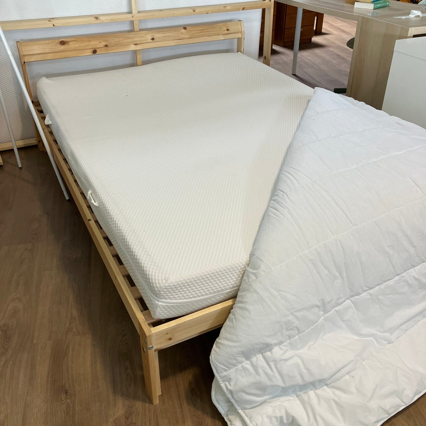 Double Bed
