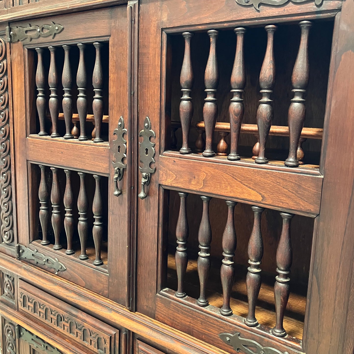Dresser