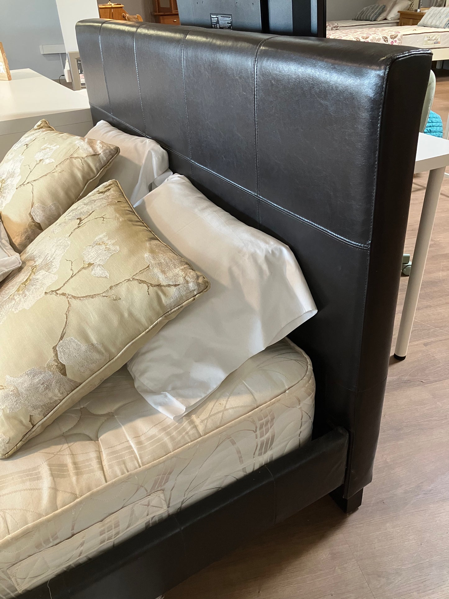 Double Bed