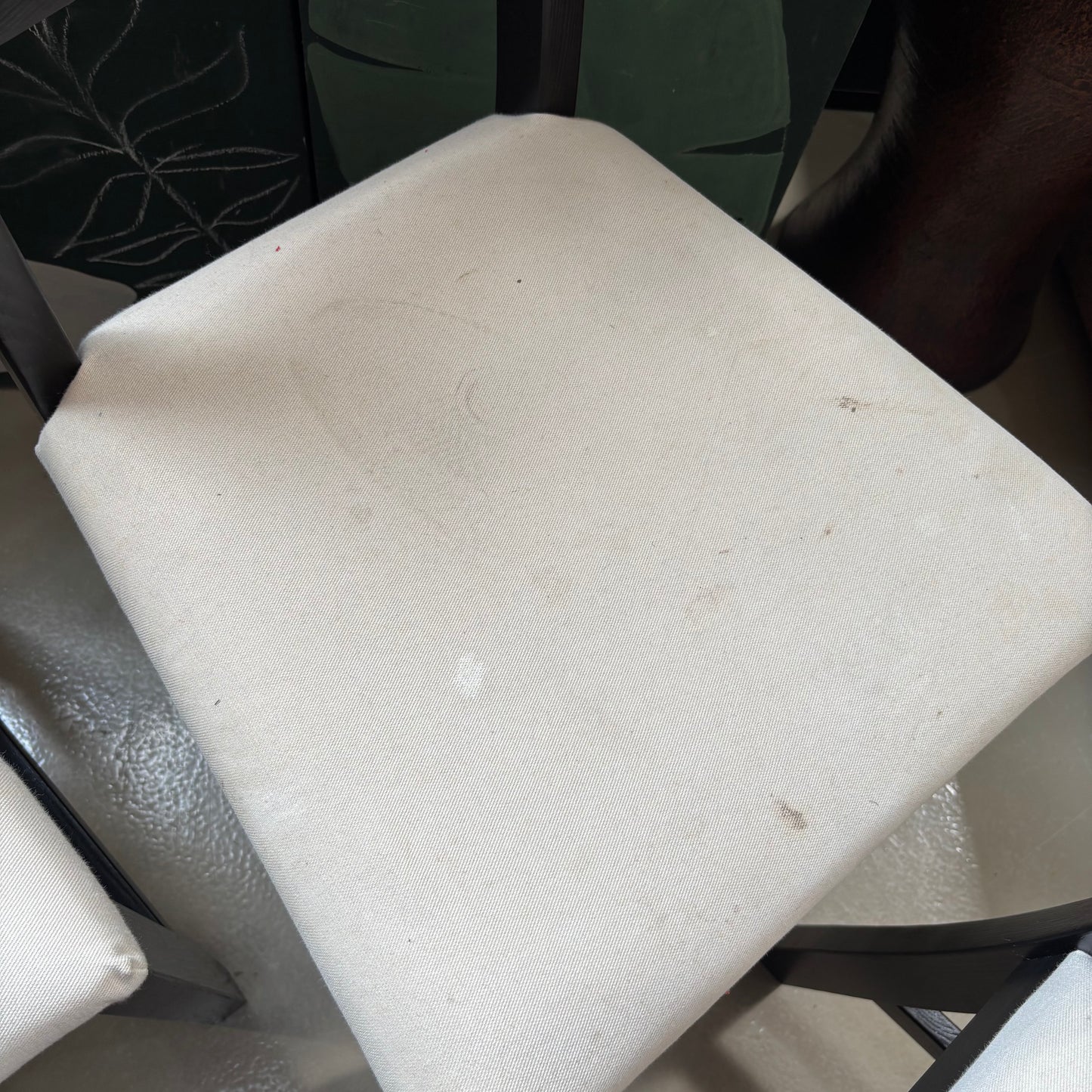 Chairs x4