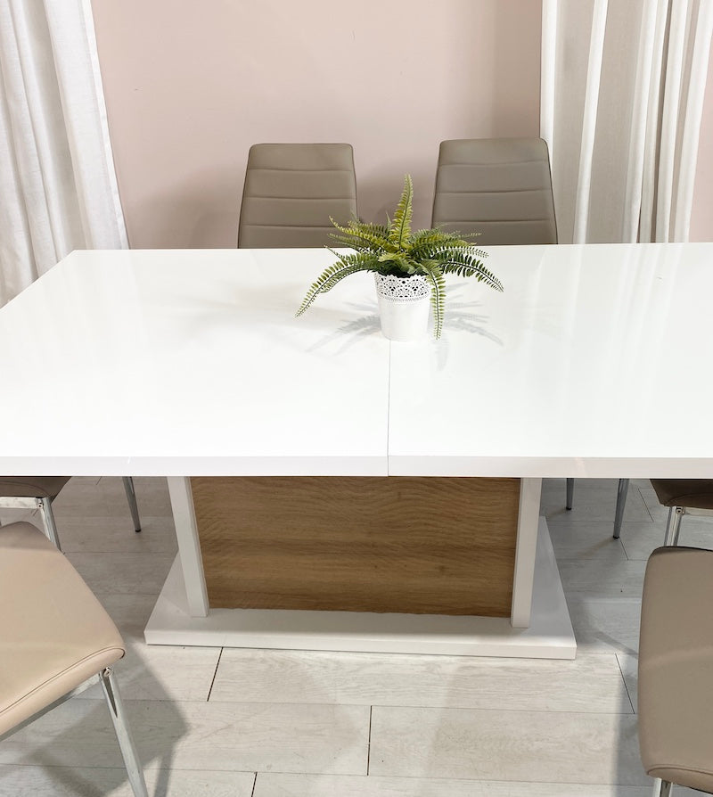 Dining Table & Chairs