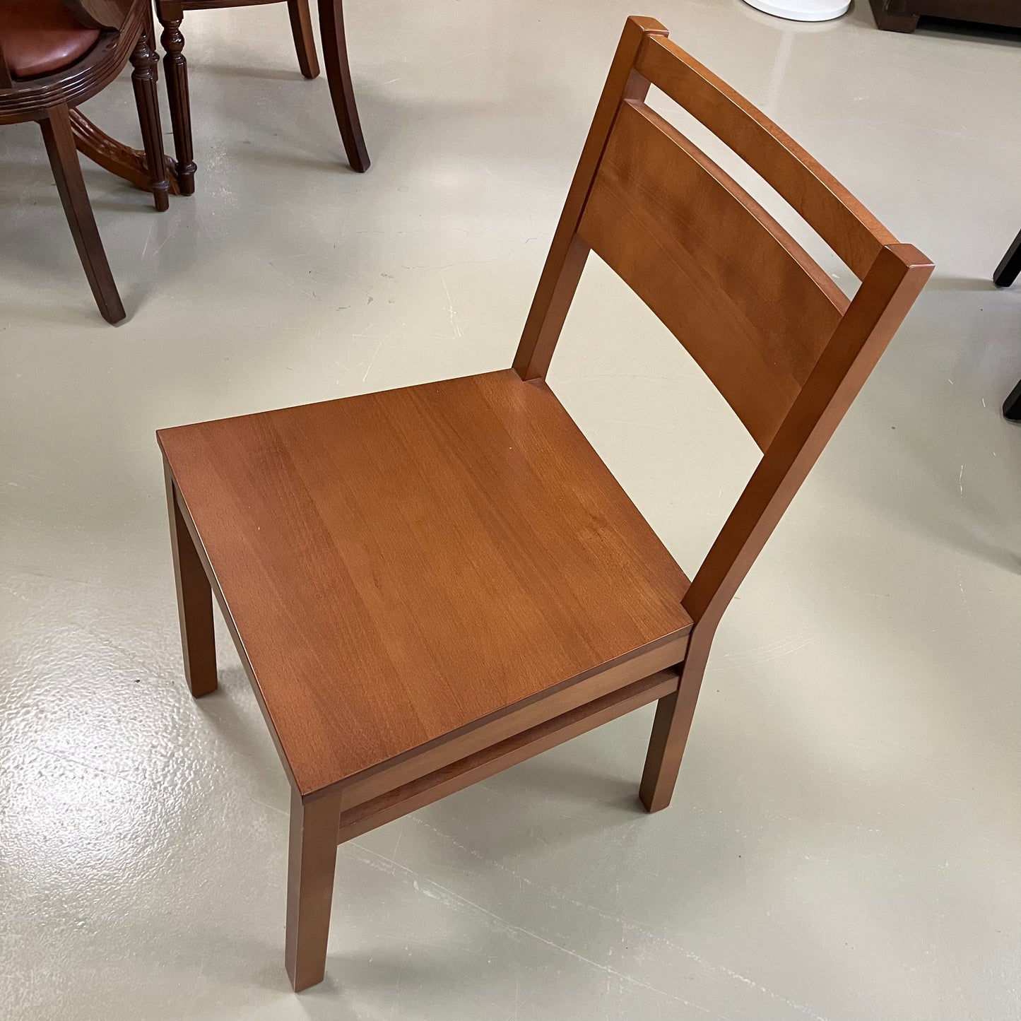 Table & Chairs