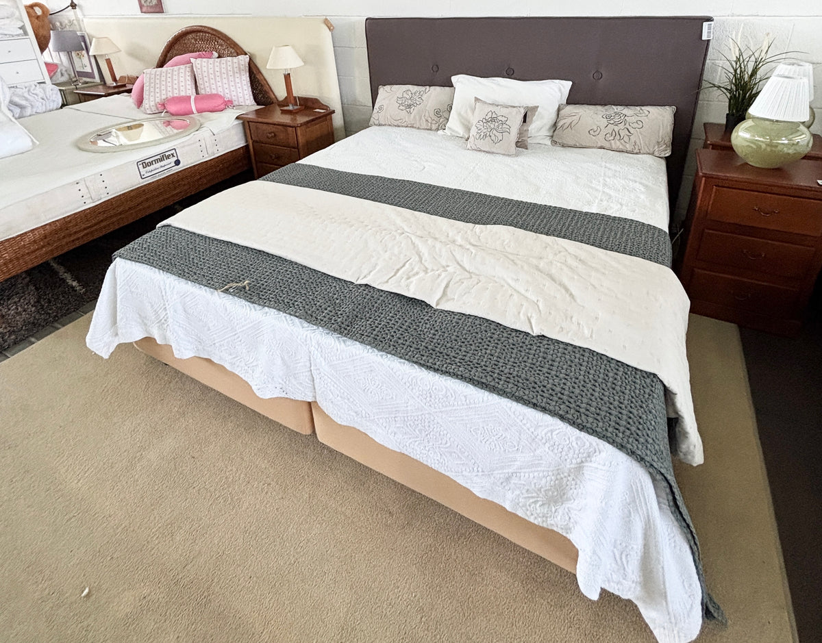 Double Bed