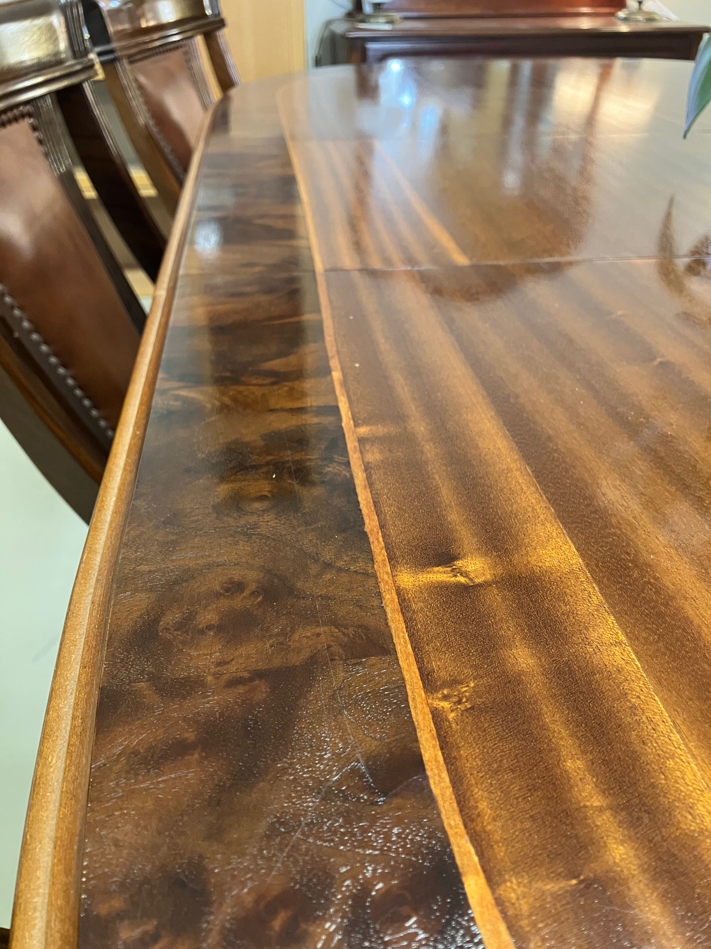 Mesa e cadeiras