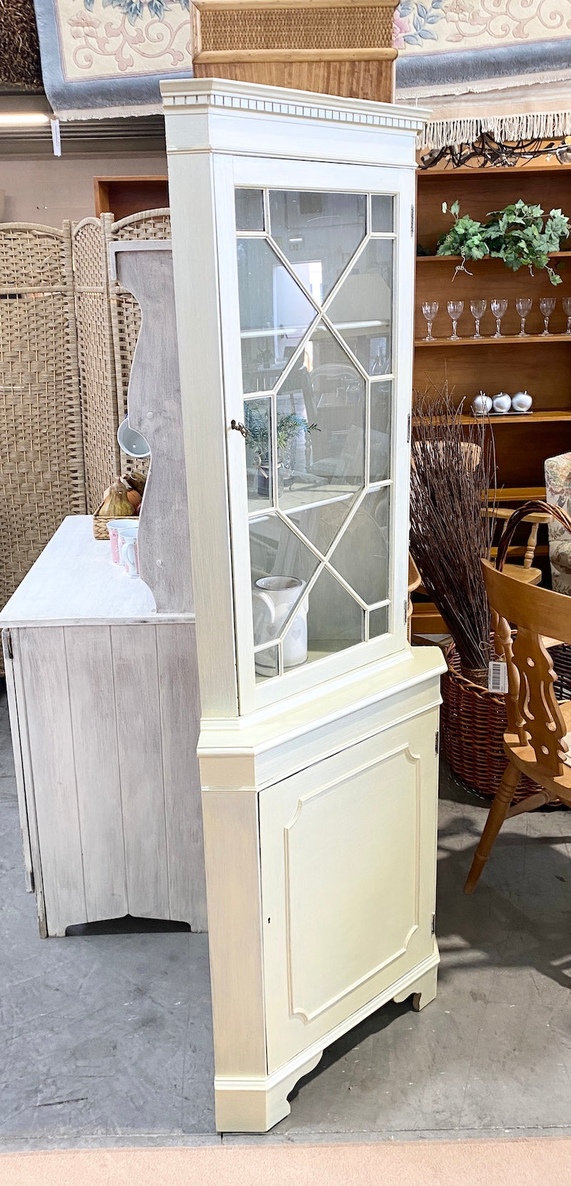 Corner Cabinet