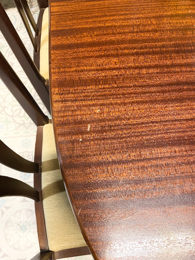 Dining Table & Chairs
