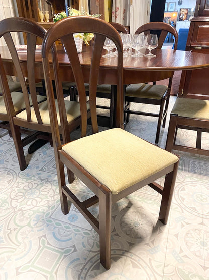 Dining Table & Chairs
