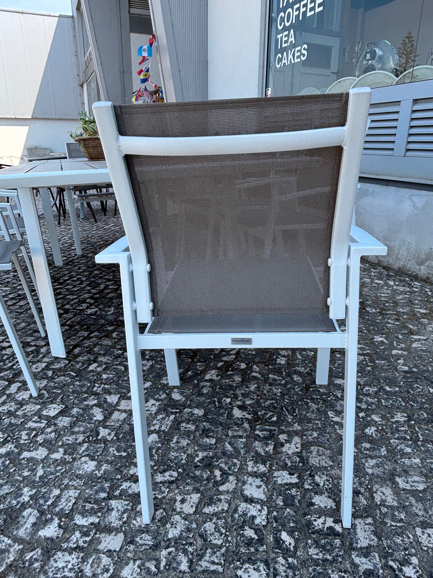 Table & Chairs