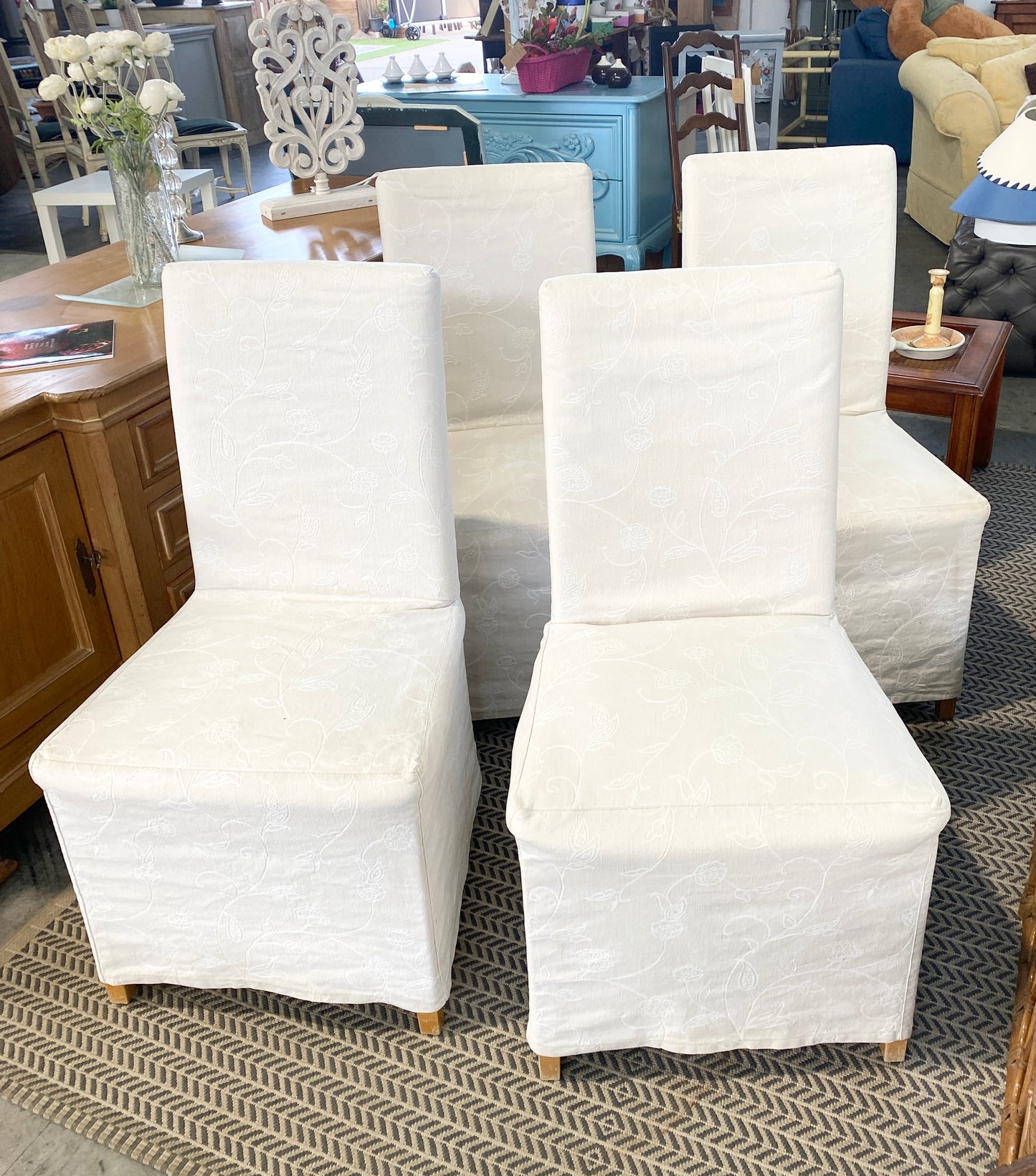 4 Chairs