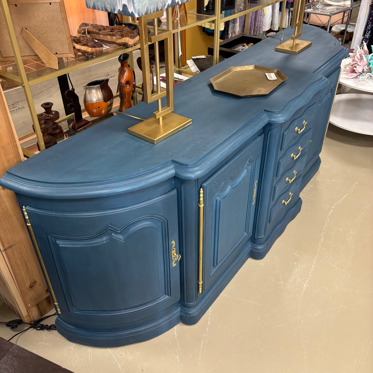 Sideboard