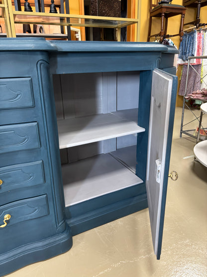 Sideboard