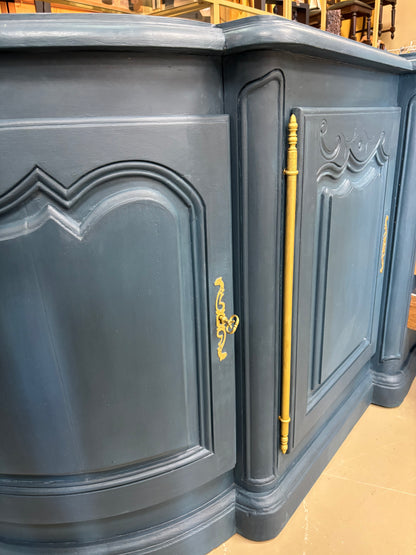 Sideboard