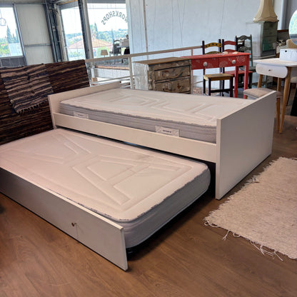 Single Bed