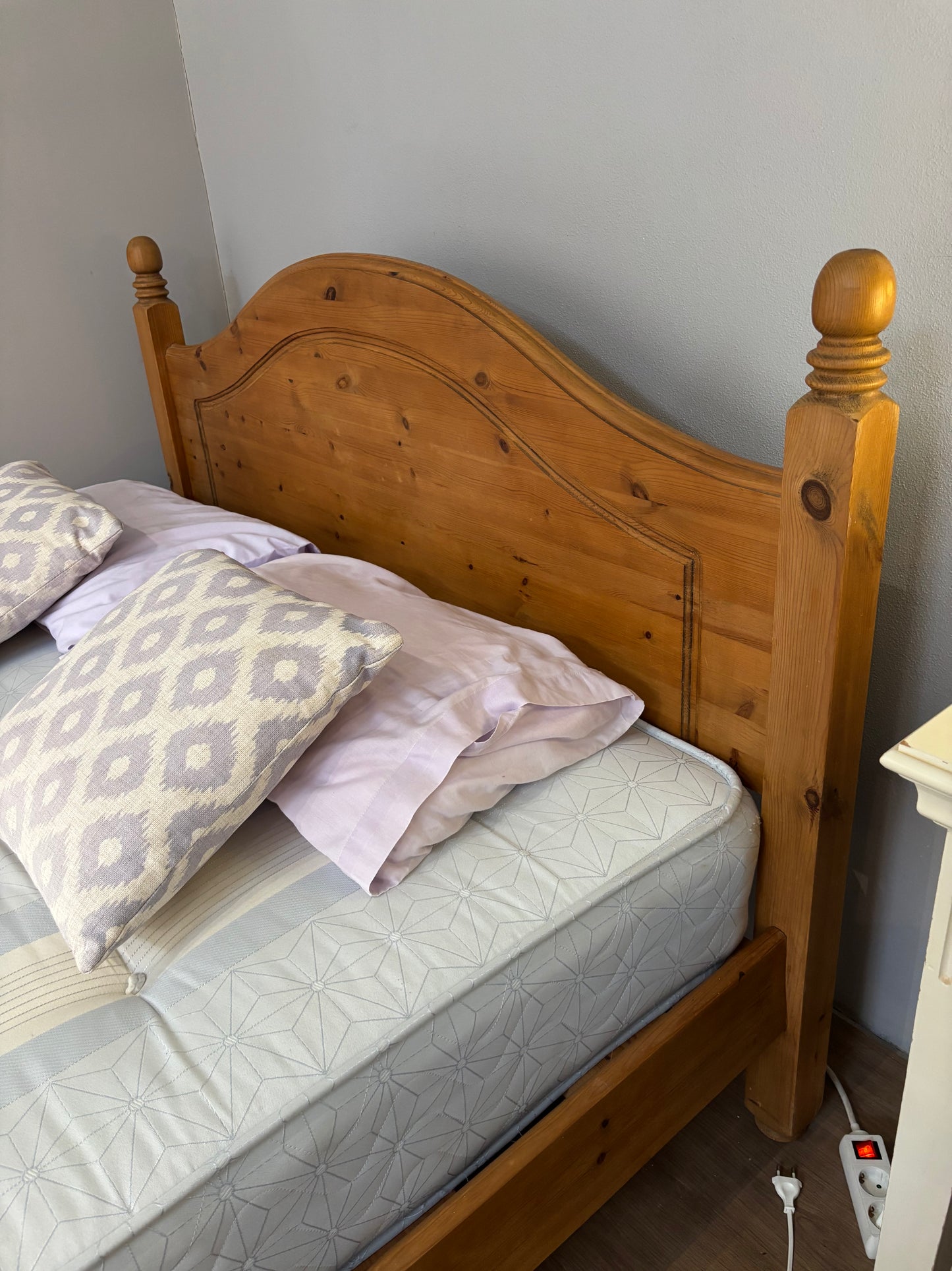 Double Bed