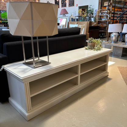 Media Unit