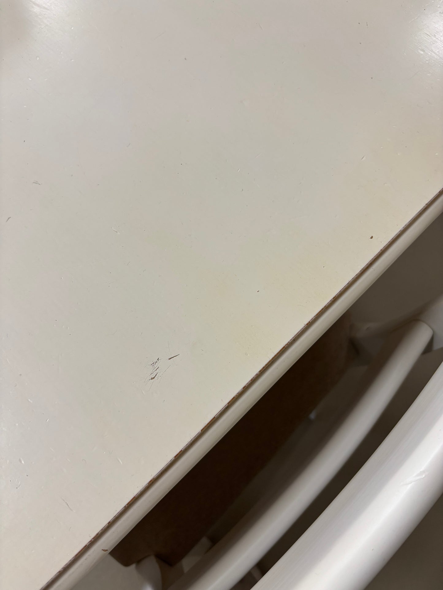 Table & Chairs