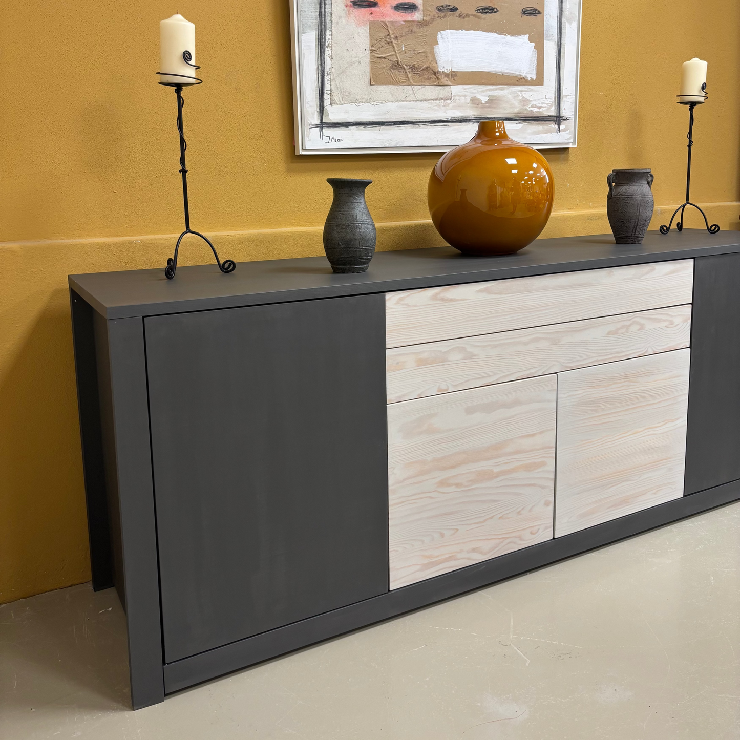 Sideboard