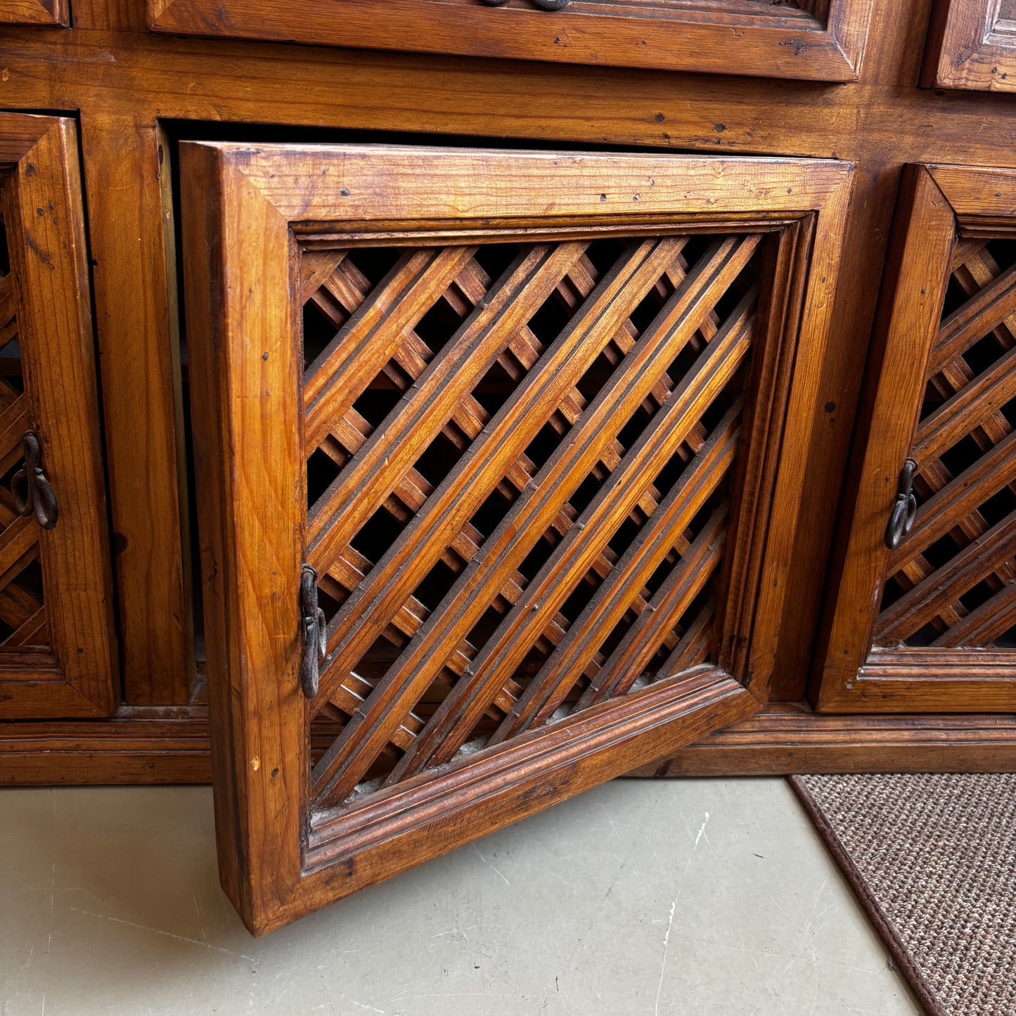 Sideboard
