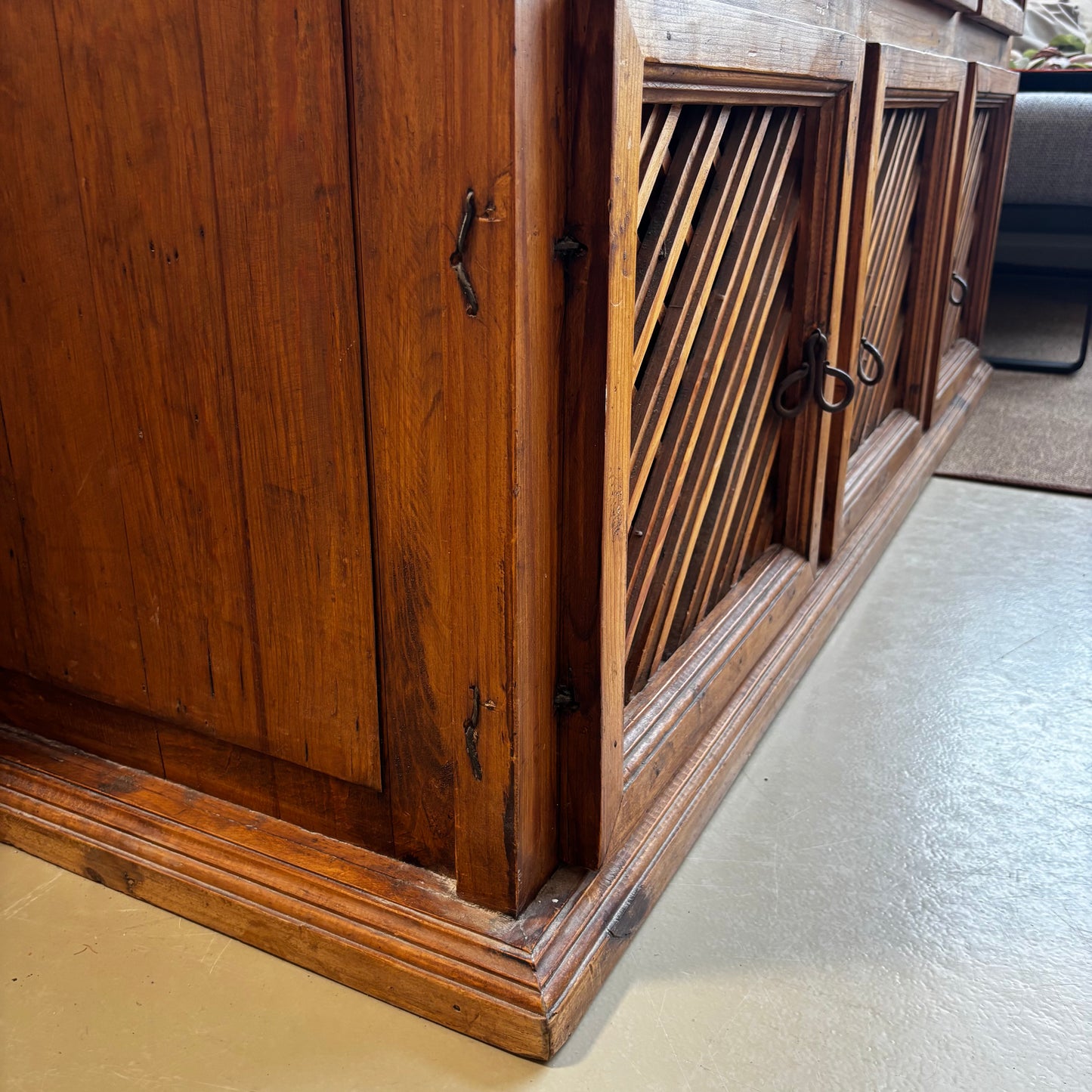 Sideboard