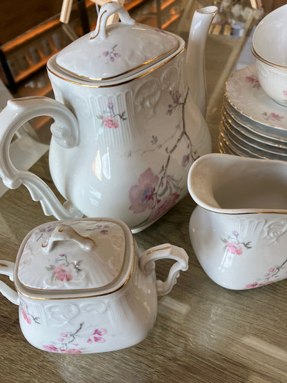 Vista Alegre Tea Set