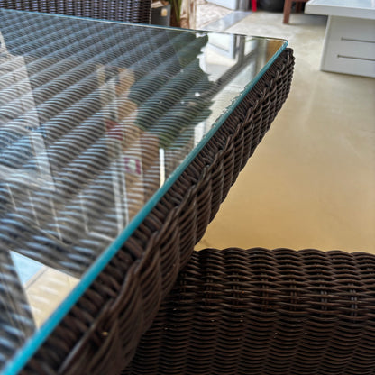 Table & Chairs