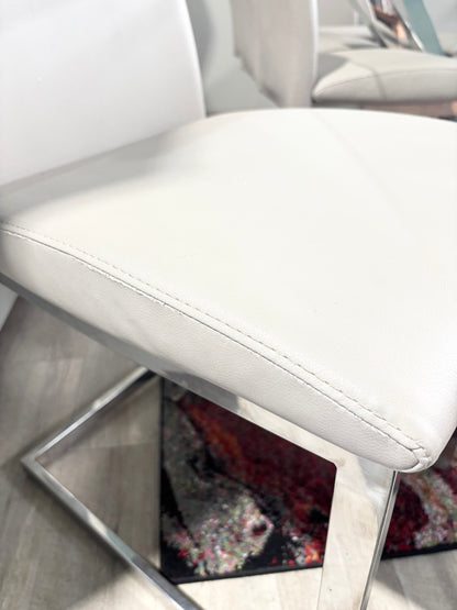 Dining Table & Chairs