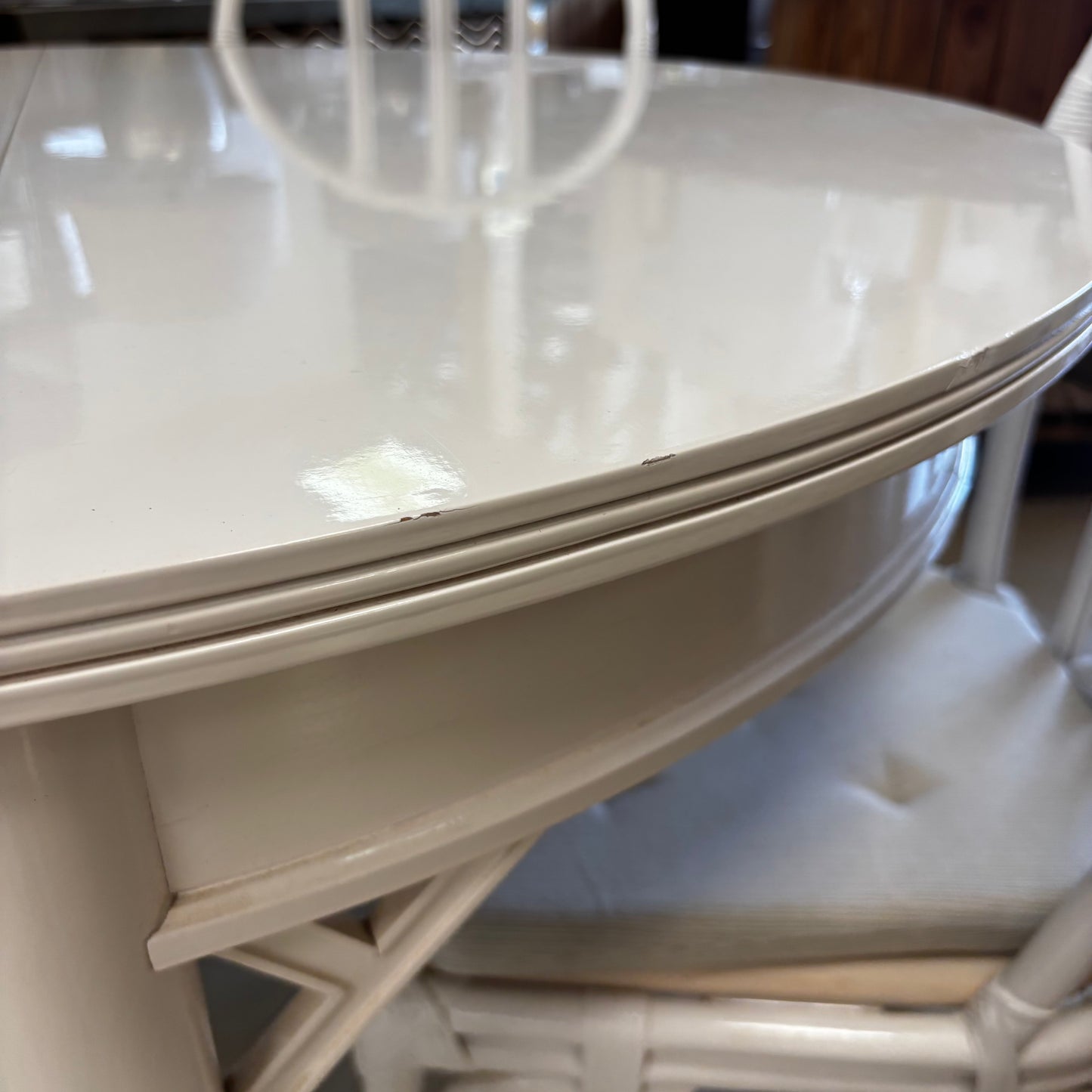 Table & Chairs