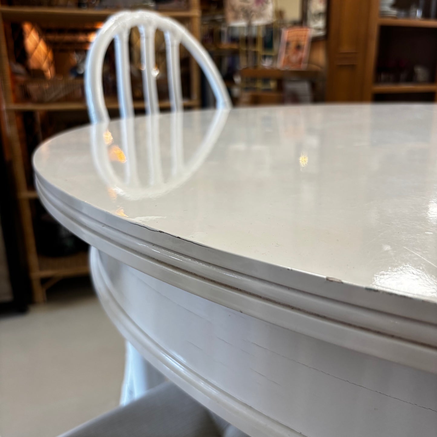 Table & Chairs