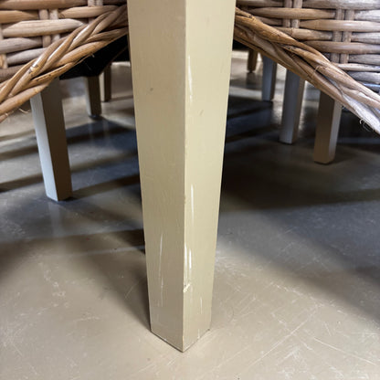 Table & Chairs