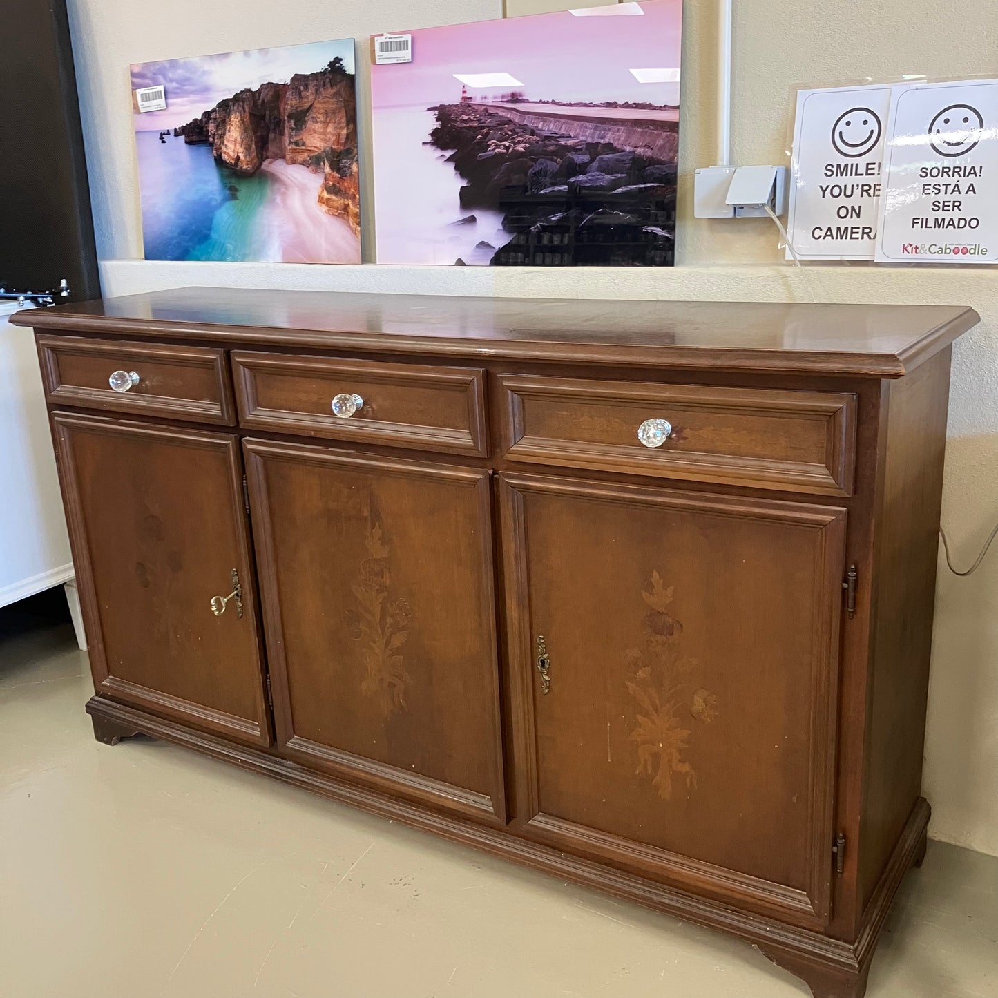 Sideboard