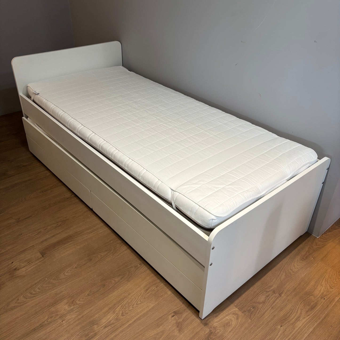 Single Bed