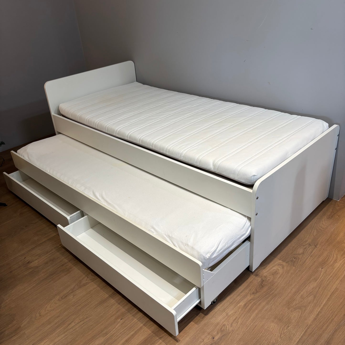 Single Bed