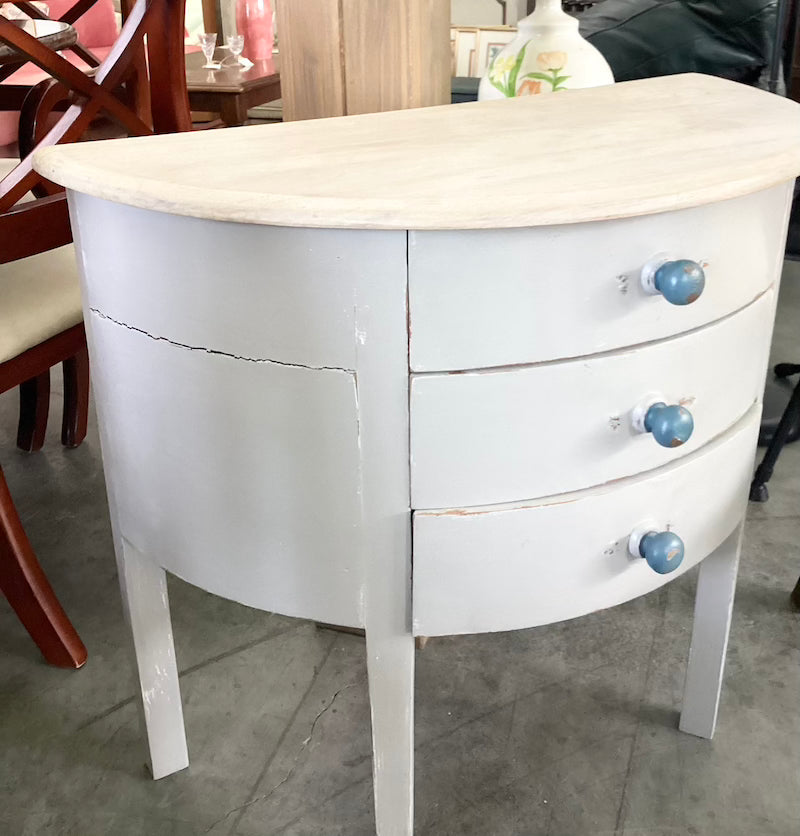 1/2 Moon Console