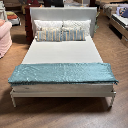 Double Bed