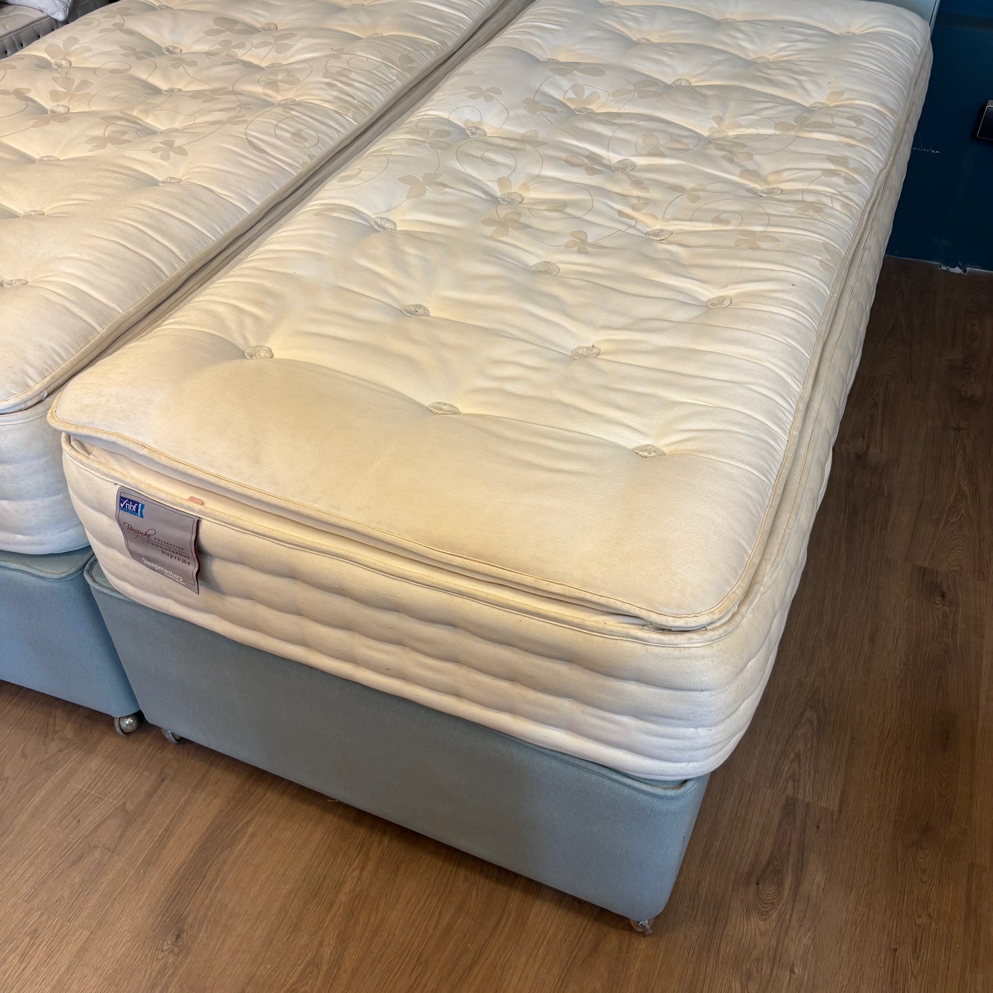 Cama de solteiro/casal