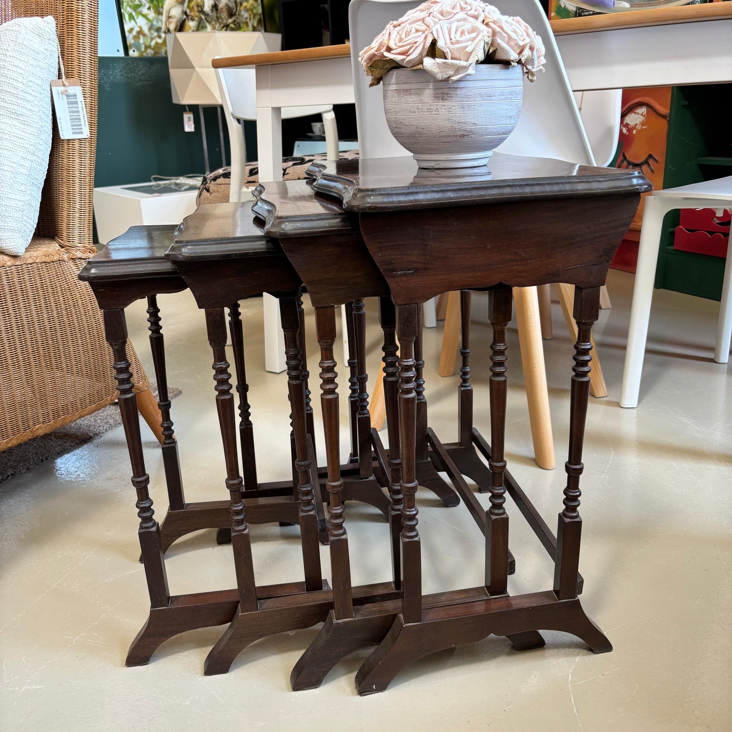 Nest Tables