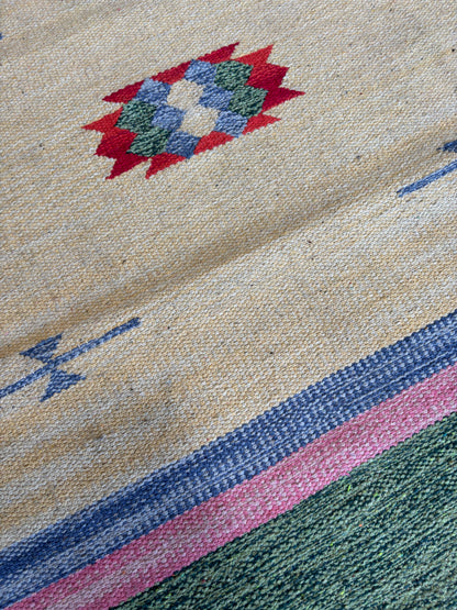Rug