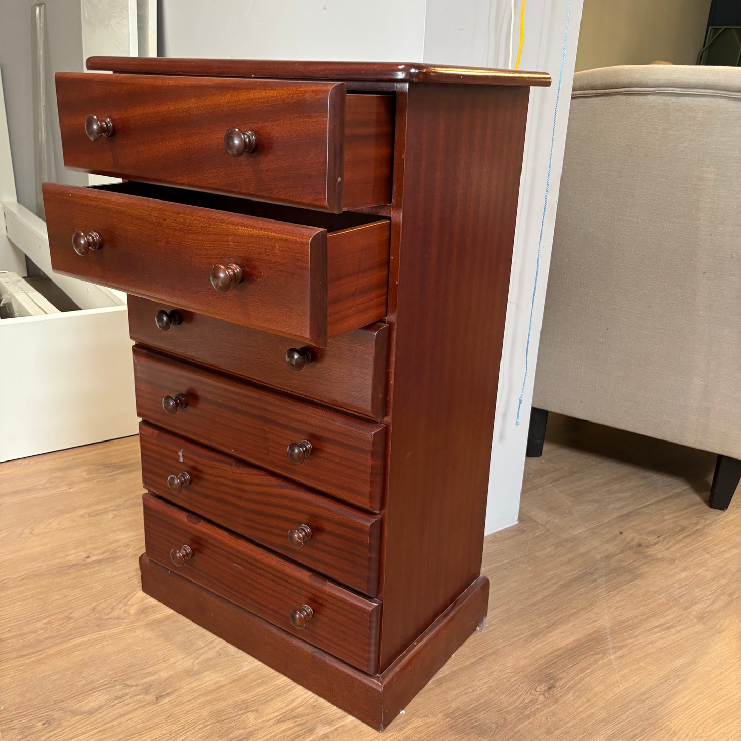Chest of Drawers