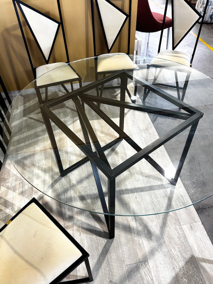 Table & Chairs