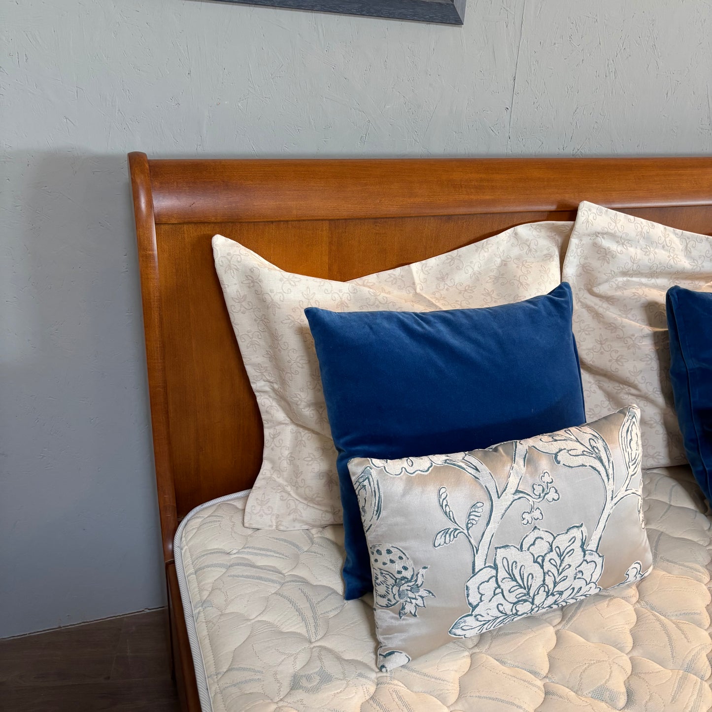 Double Bed