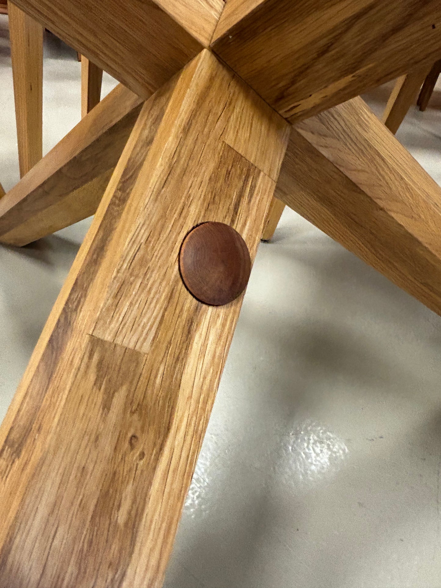 Table & Chairs